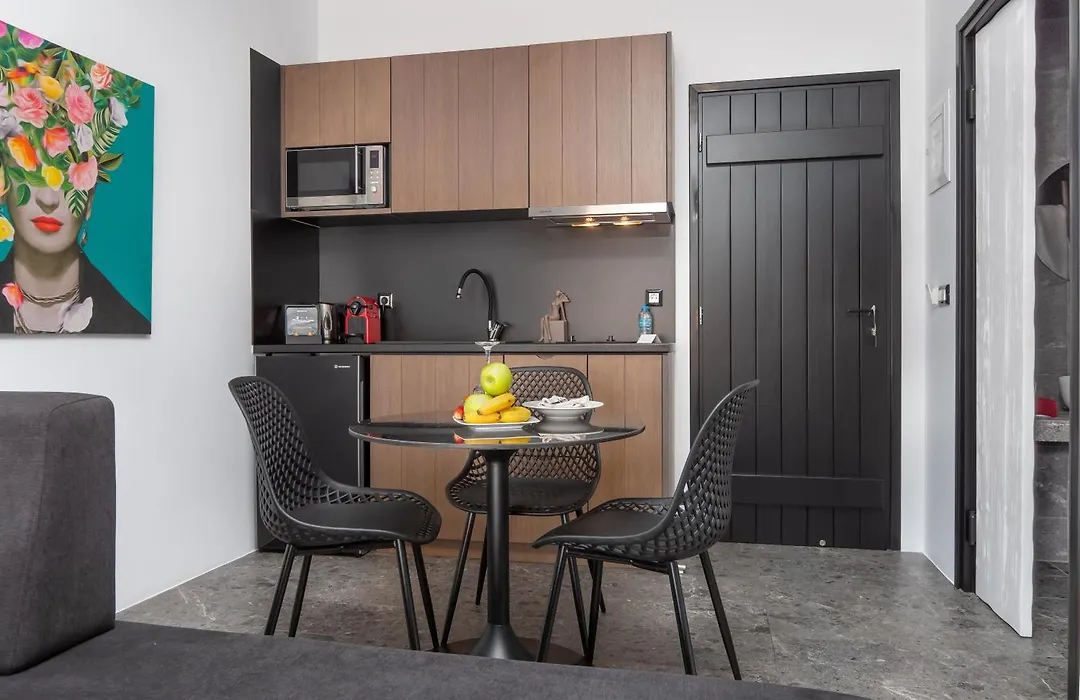 Kalypso Suites Hotel - Adults Only-1